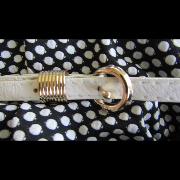 Polka dot Rockabilly Dress With Lace Back - Picture 2 of 8